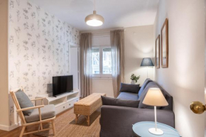 Comfortable 3 bed Apt next to the Sagrada Familia